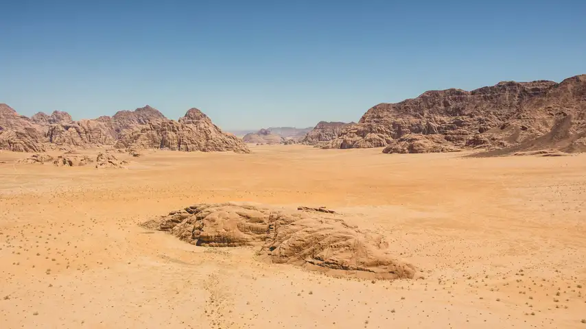 A dry and forbidding desert landscape in Aqaba, Jordan