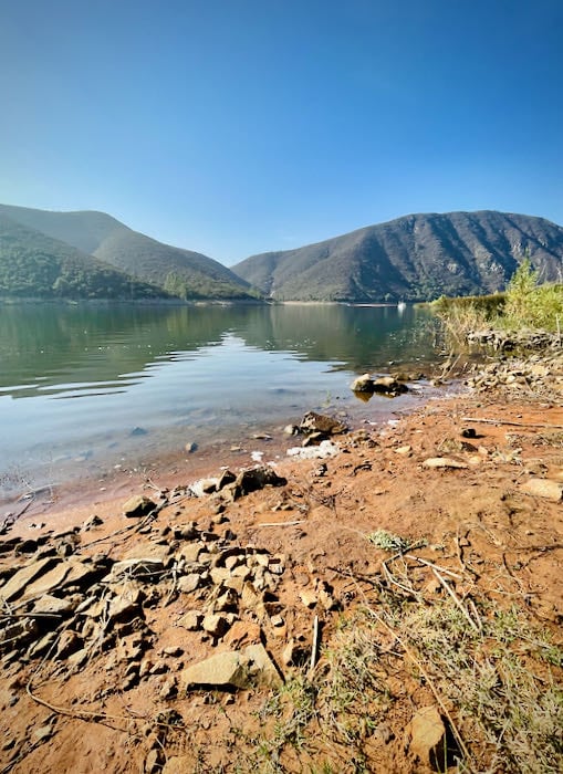 Water and hills at Lake Hodges